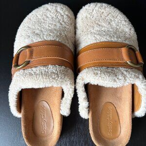 See by Chloe Shearling Mules in White/Tan